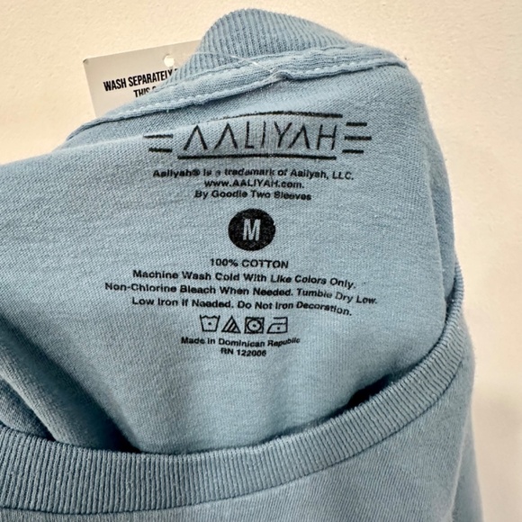 Aaliyah B&W Photo Tribute Adult Tee T Shirt Sz Medium M Official Brand HTF NEW - Picture 7 of 7